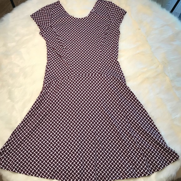 New York & Co. Burgundy Geometric Print Dress - Picture 4 of 8